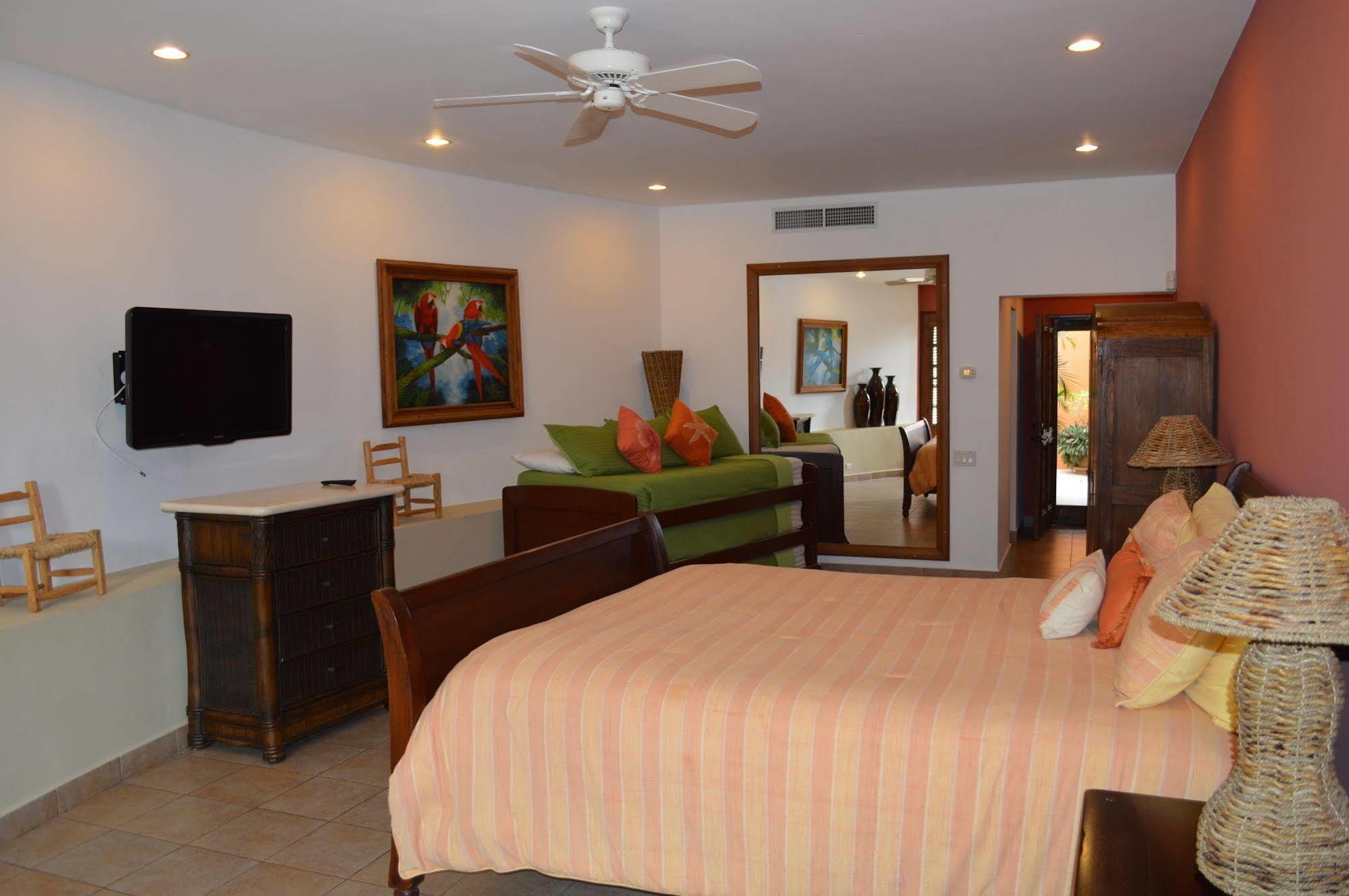 Hotel Las Flores