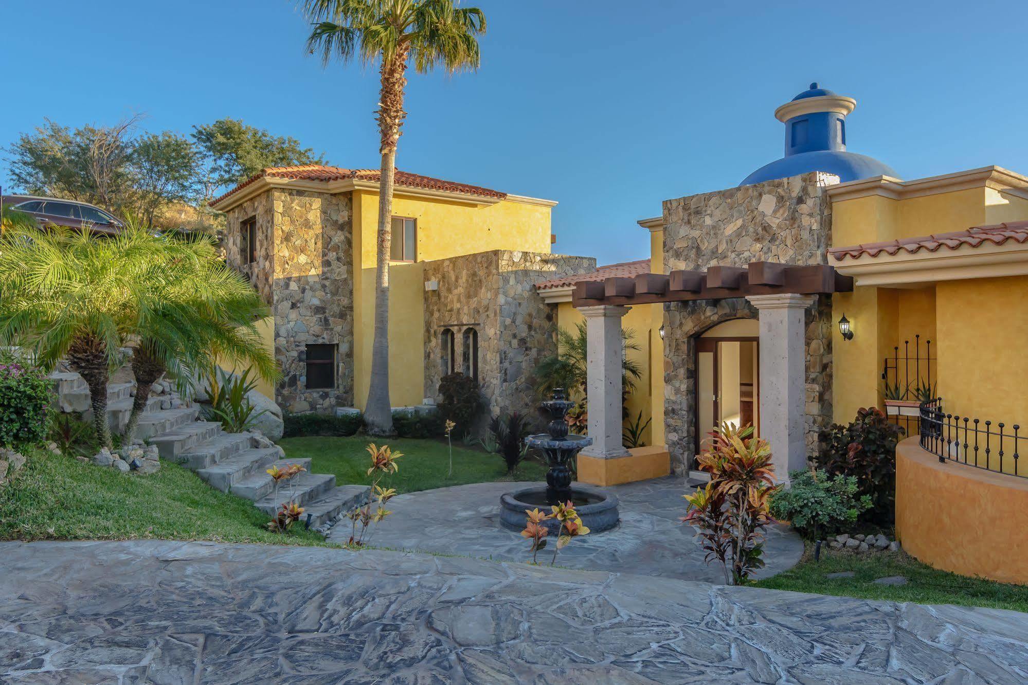 Cabo Paradise Ranch Estate * Cabo San Lucas