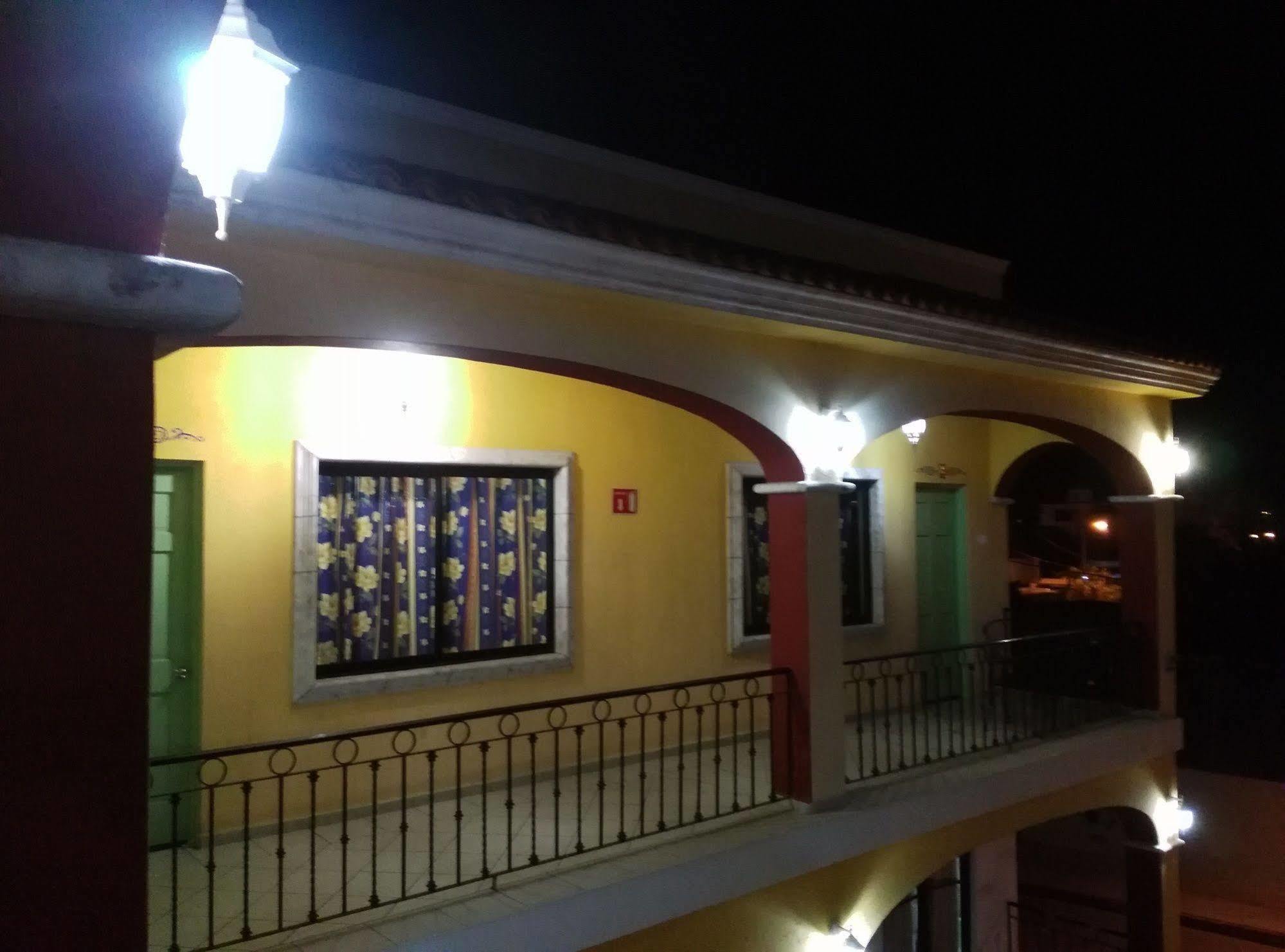 Plaza Dorados Cabo San Lucas