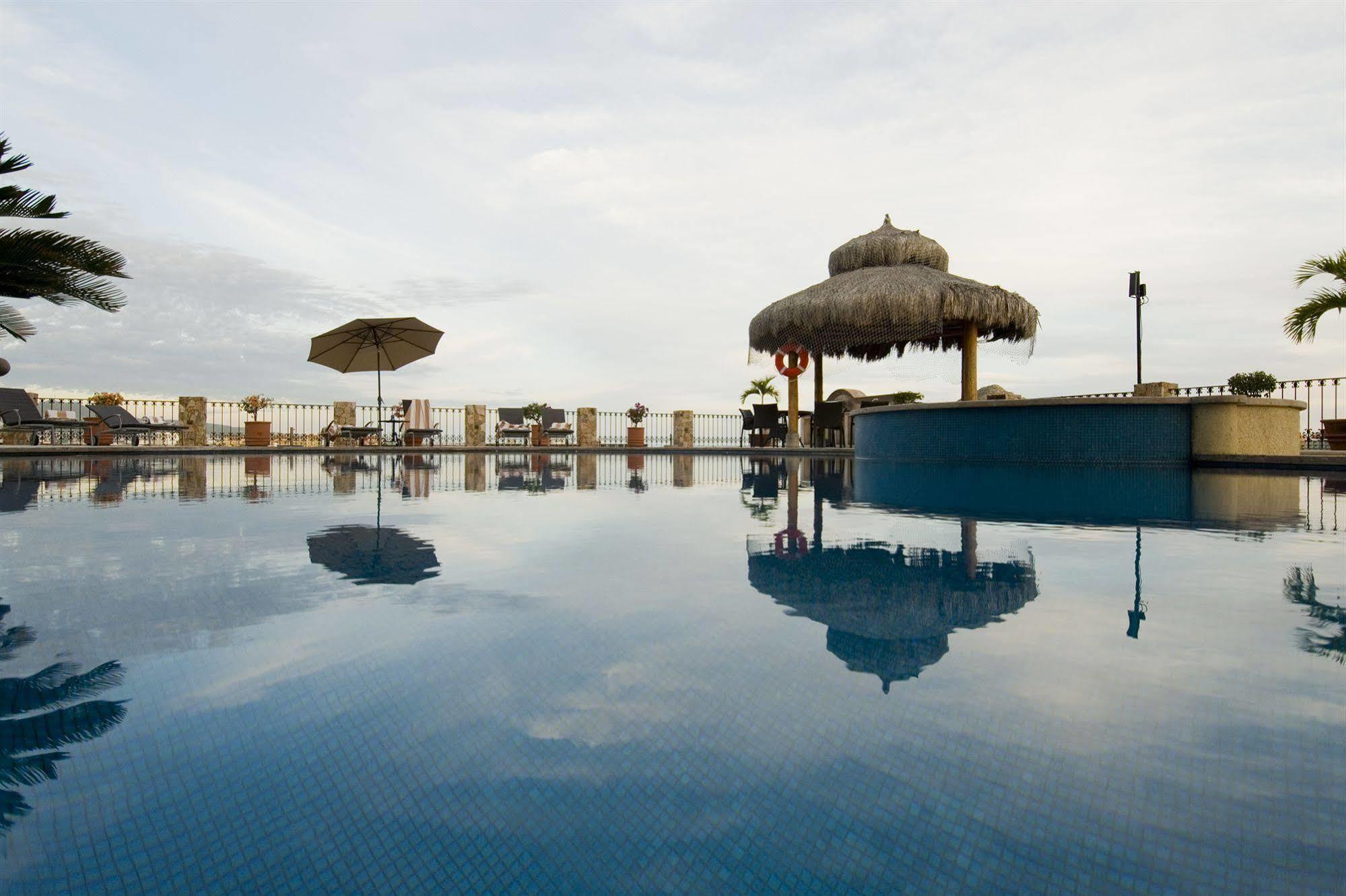 Aparthotel La Vista Luxury Villas At Pedregal 3*