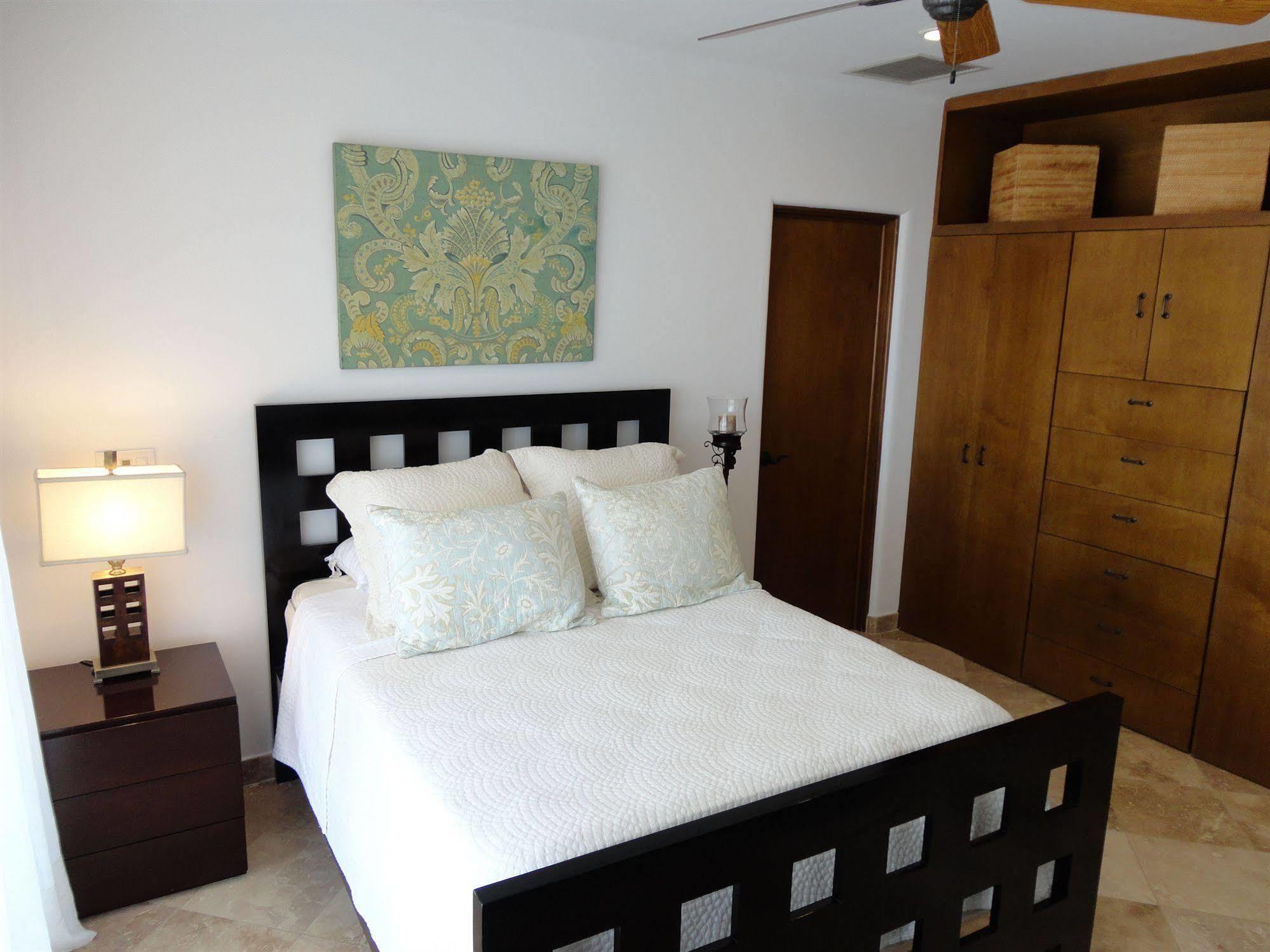 La Vista Luxury Villas At Pedregal Aparthotel