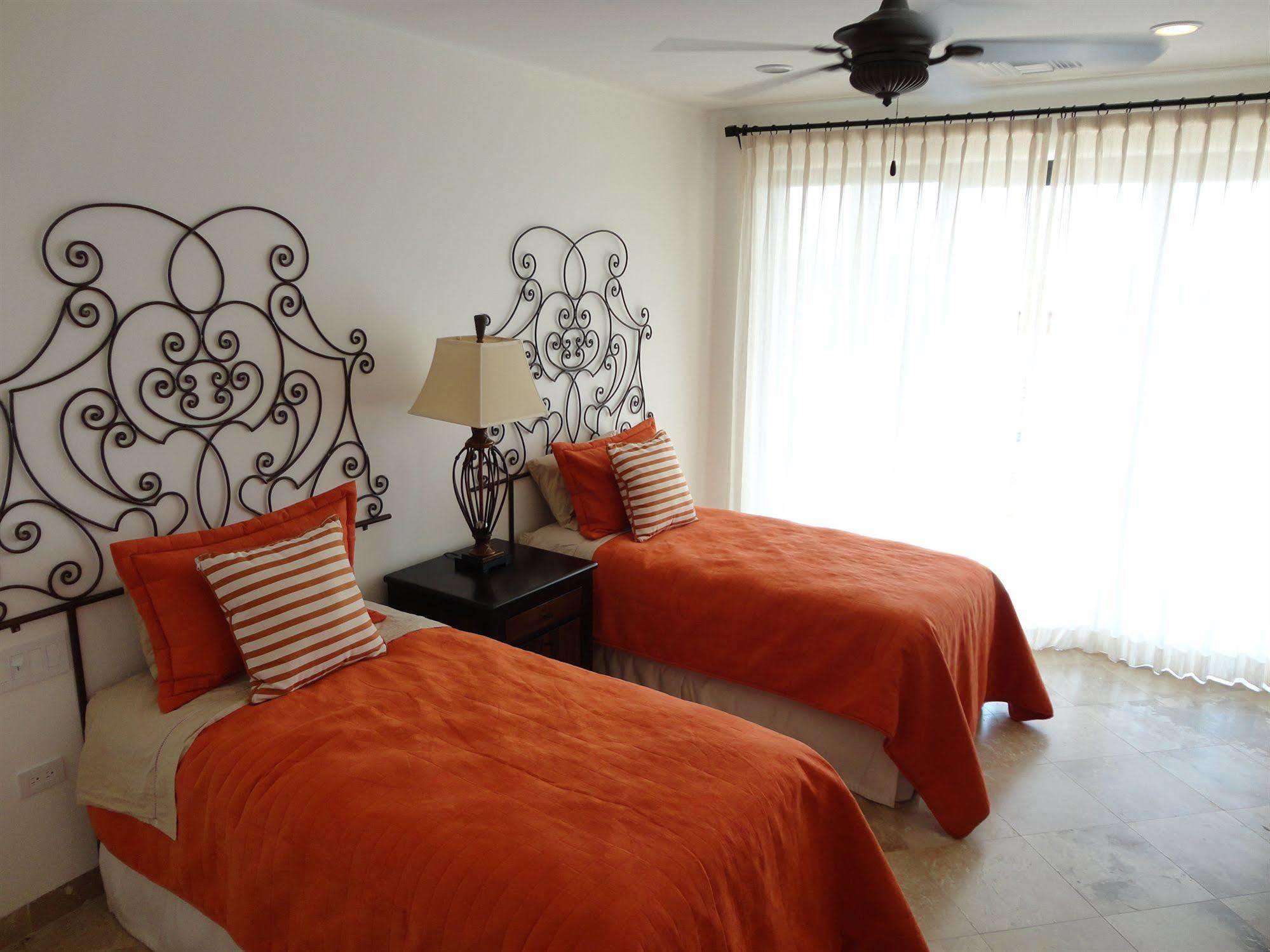 Aparthotel La Vista Luxury Villas At Pedregal 3*