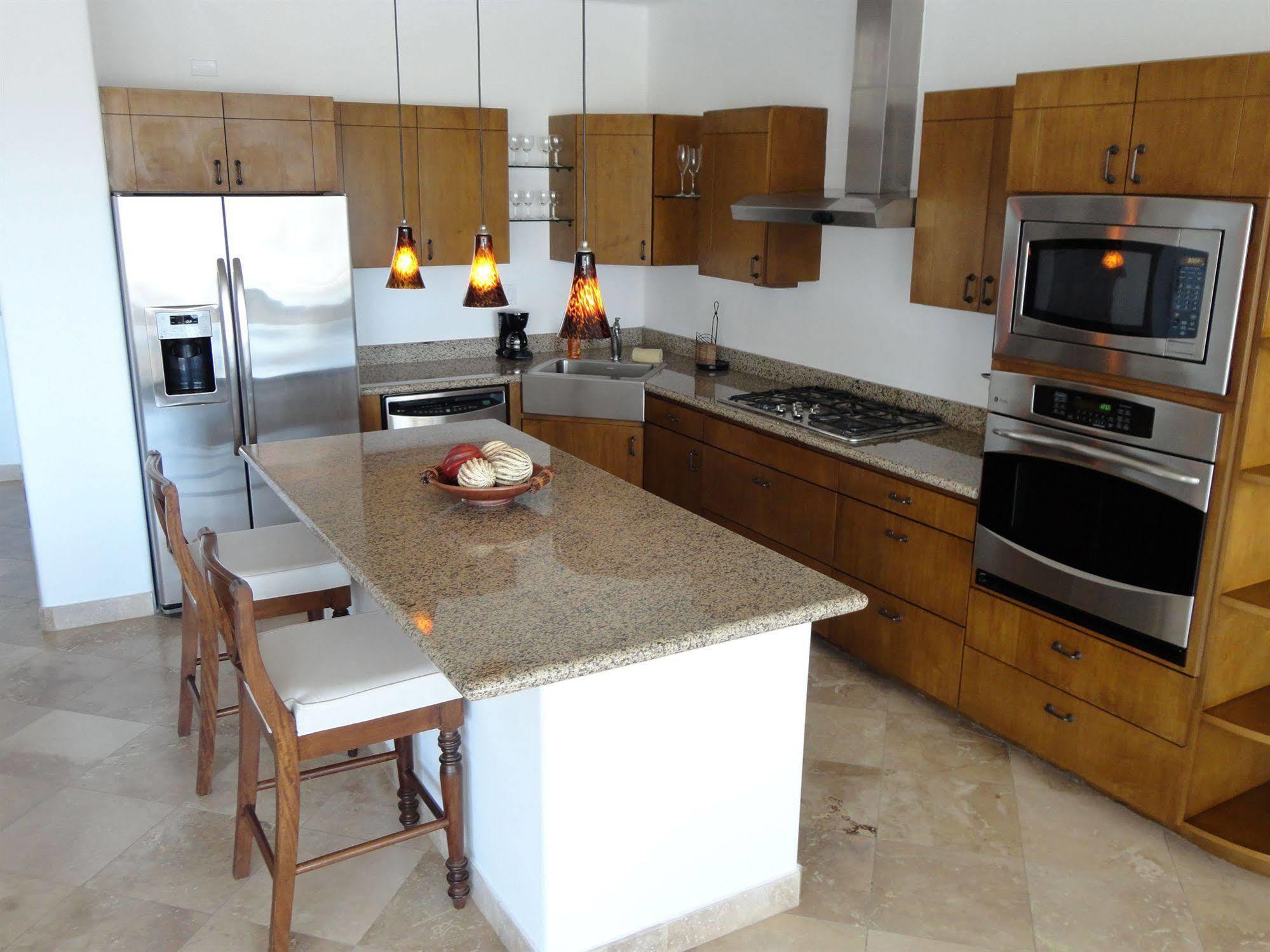 Aparthotel La Vista Luxury Villas At Pedregal