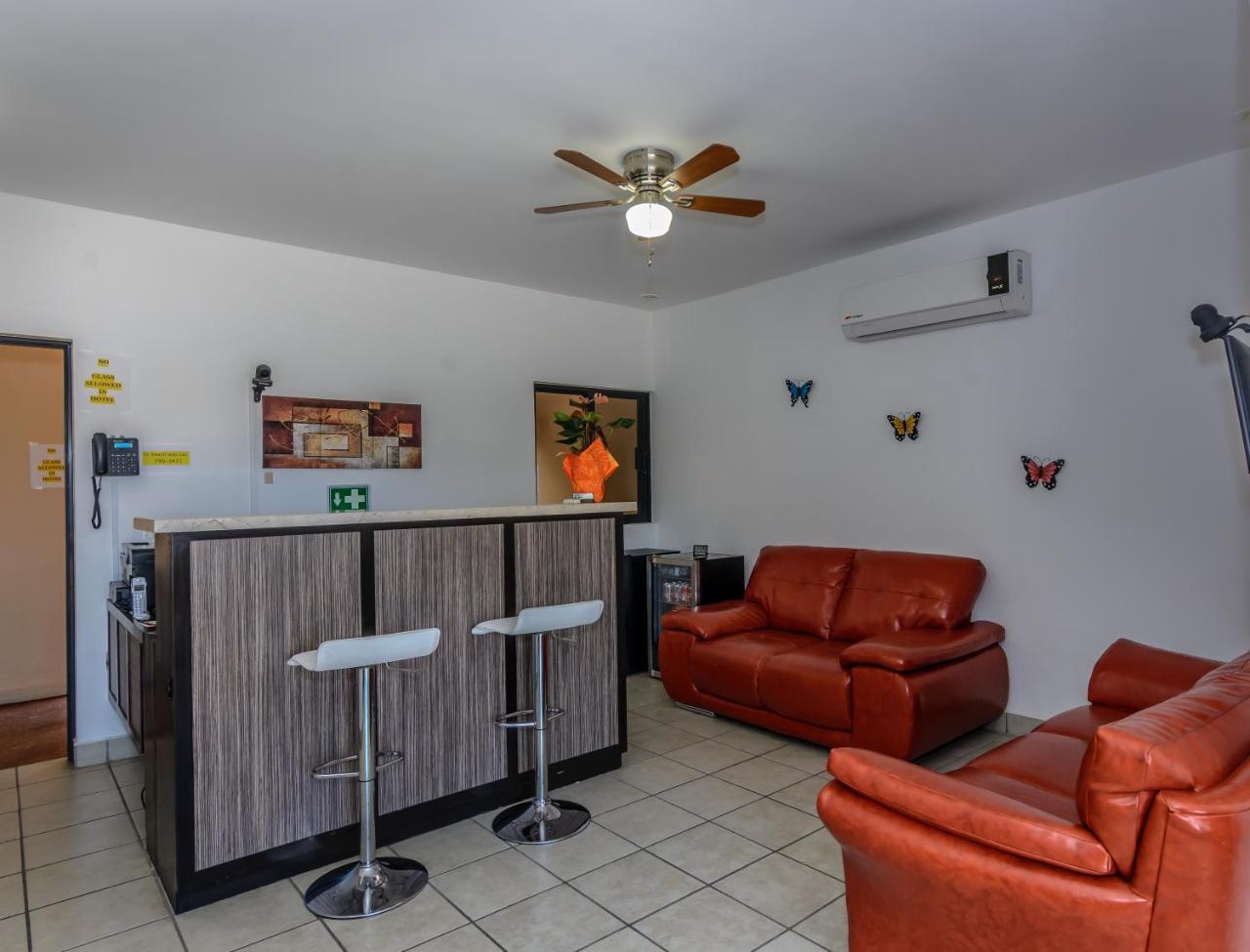 Hotel Cabo Pedegal Special Sleeps 2 Or 3 Or 4 Persons