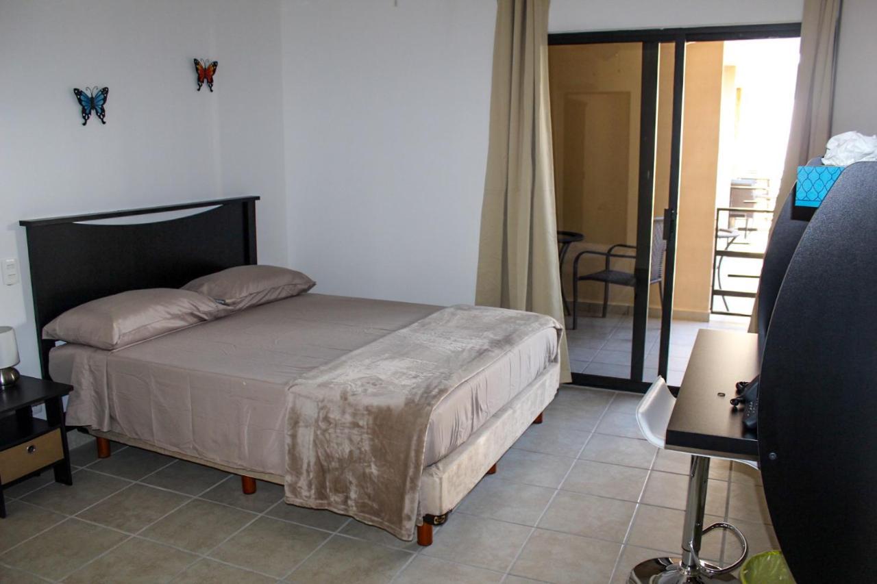 Cabo Sleeps 3 Hotel Cabo San Lucas