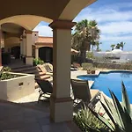 Villa De La Fuente