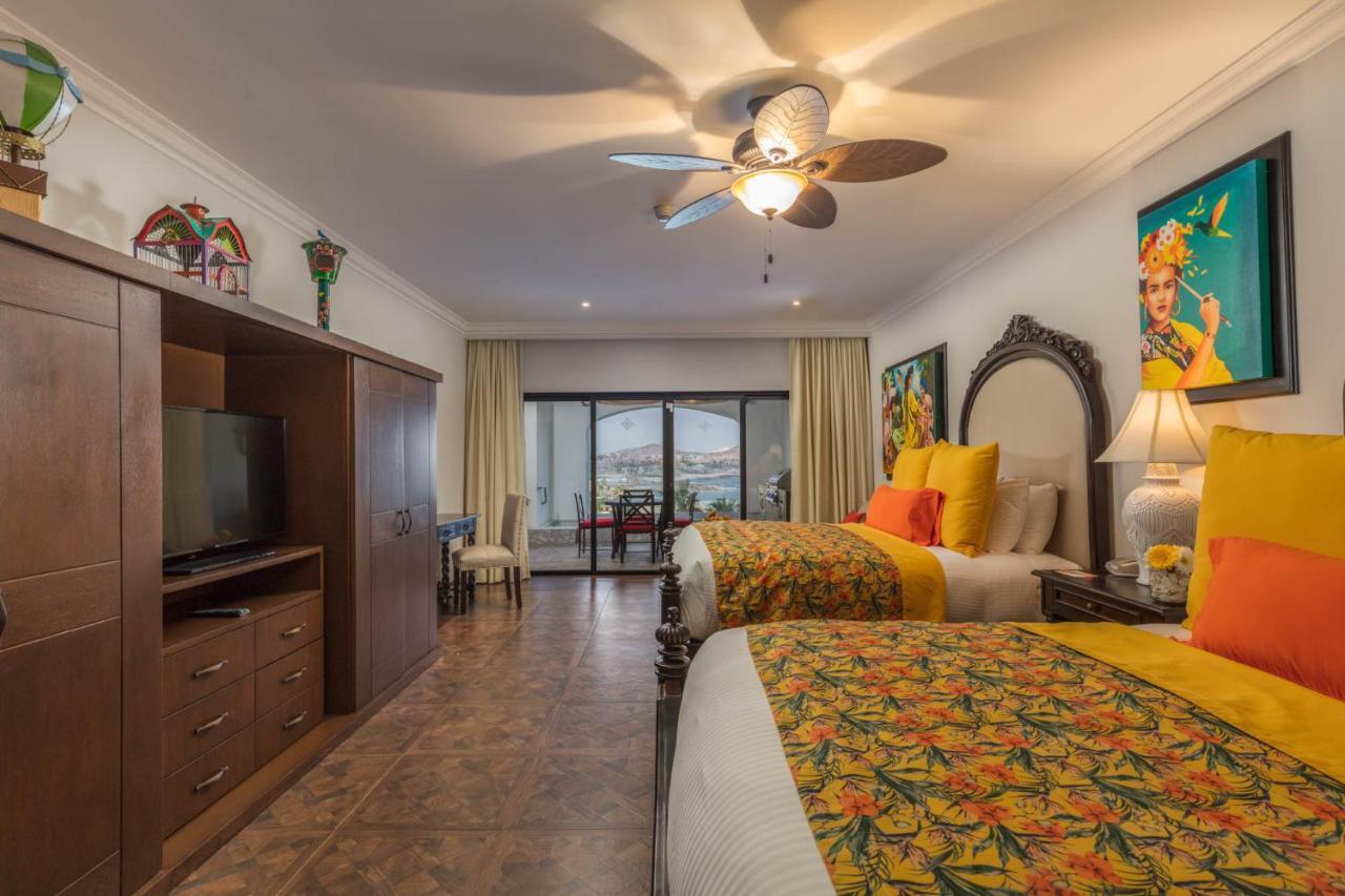 Hacienda Encantada & 5*