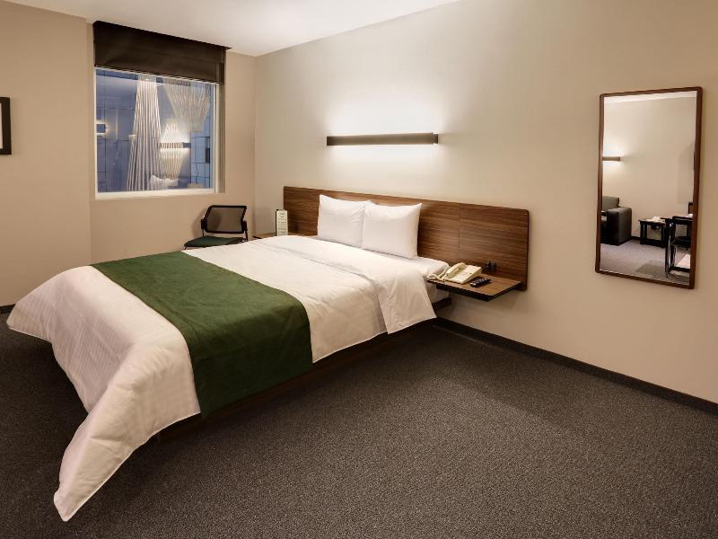 Express By Marriott Aparthotel 4*