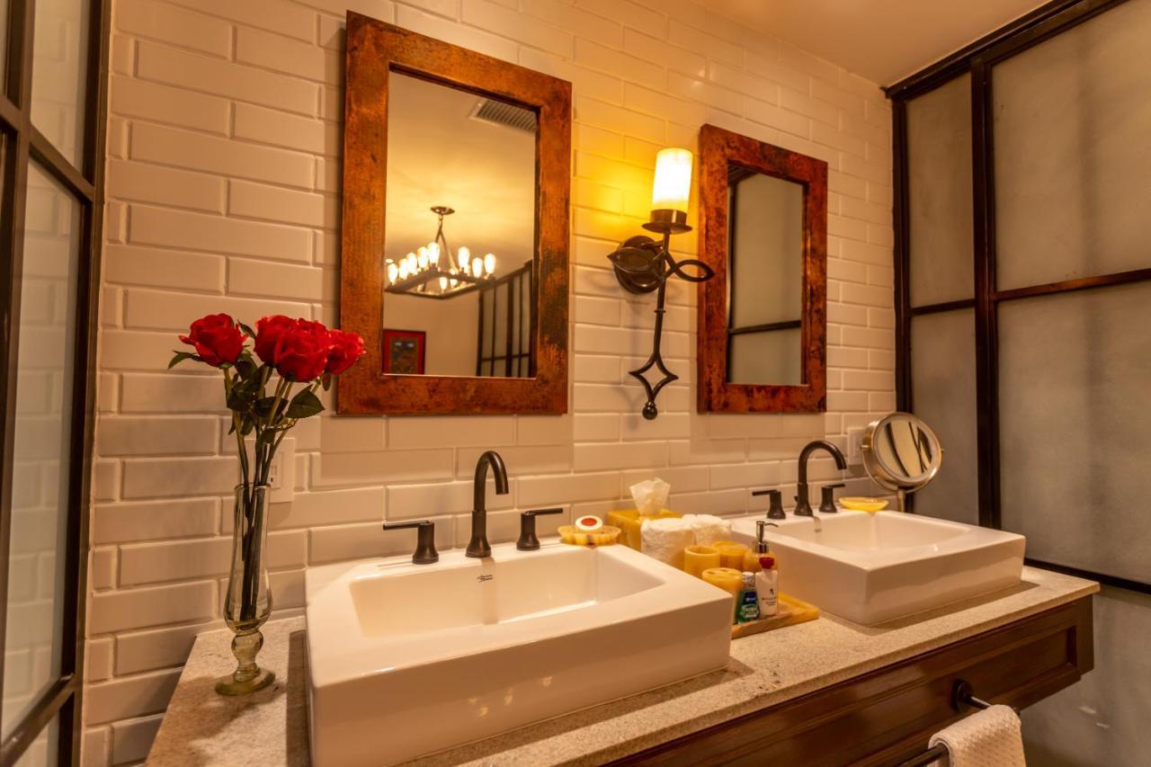 Luxurious With Private Balconies, Vista Encantada Resort, & Retreat Apartahotel 4*
