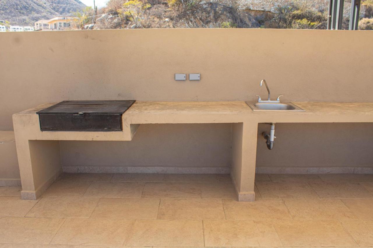 New W/rooftop Pool & View Cabo San Lucas
