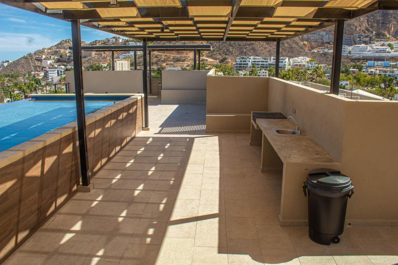 Apartment New W/rooftop Pool & View Cabo San Lucas