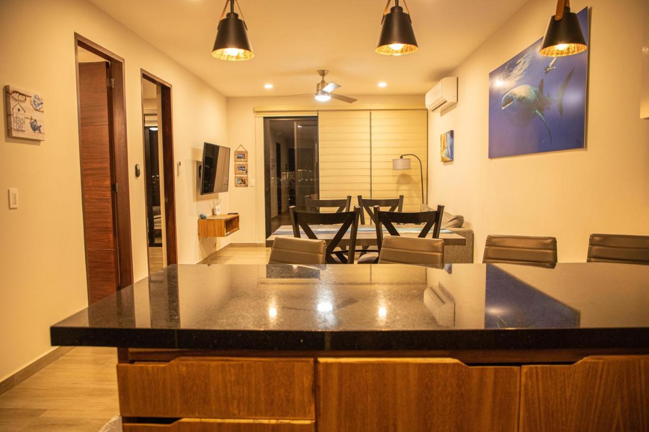 New W/rooftop Pool & View Apartment *