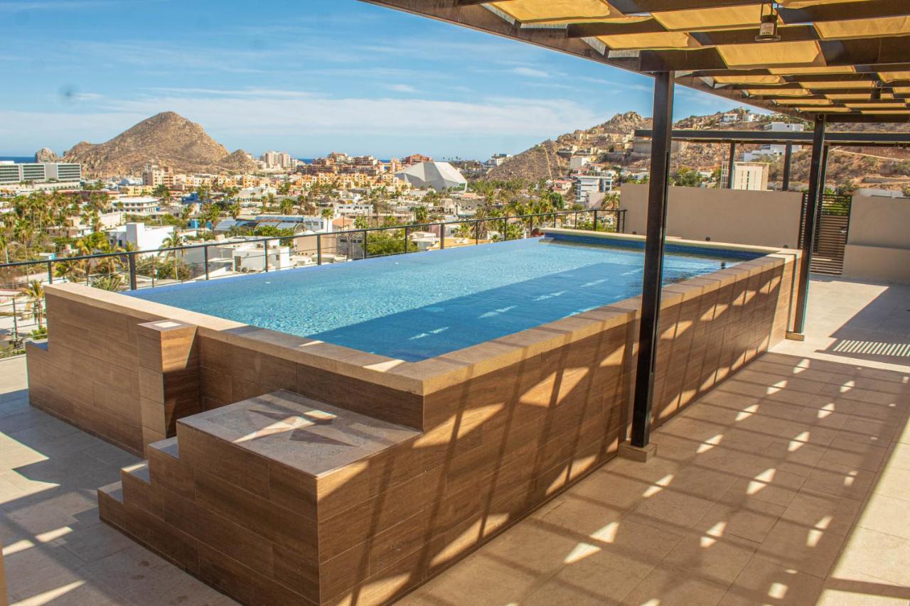 Apartment New W/rooftop Pool & View