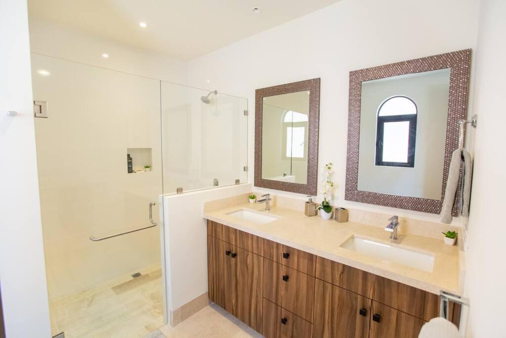 Luxury Cabo House W/ Private Pool & Hot Tub Holiday home *