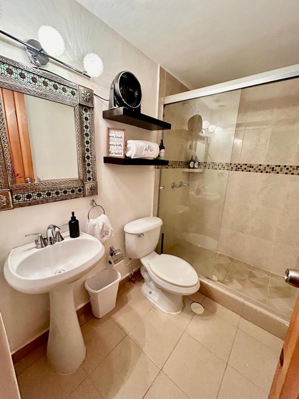 Shanti Apartment *