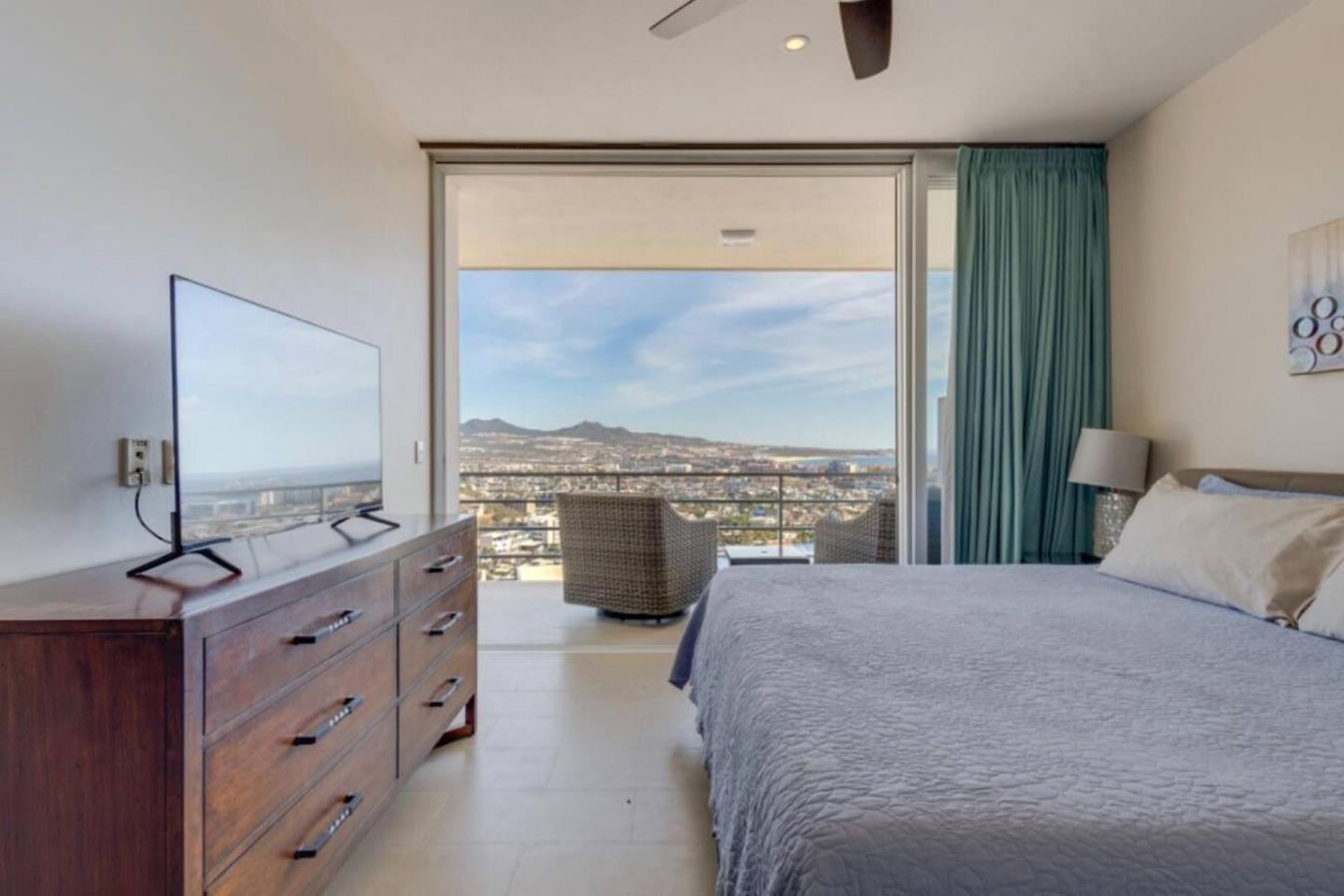 Ocean View, 2 Infinity Pools, Pedregal, Walkable *