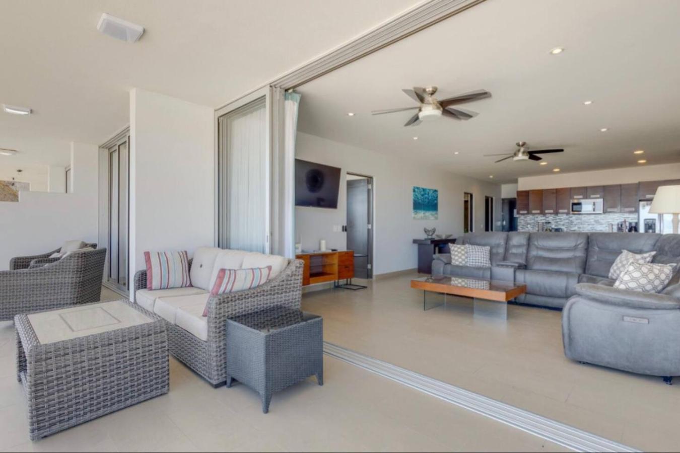 Holiday home Ocean View, 2 Infinity Pools, Pedregal, Walkable