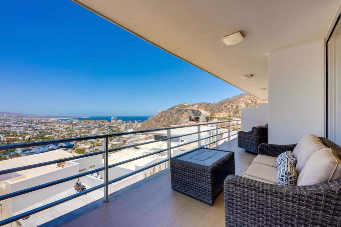 Ocean View, 2 Infinity Pools, Pedregal, Walkable Cabo San Lucas
