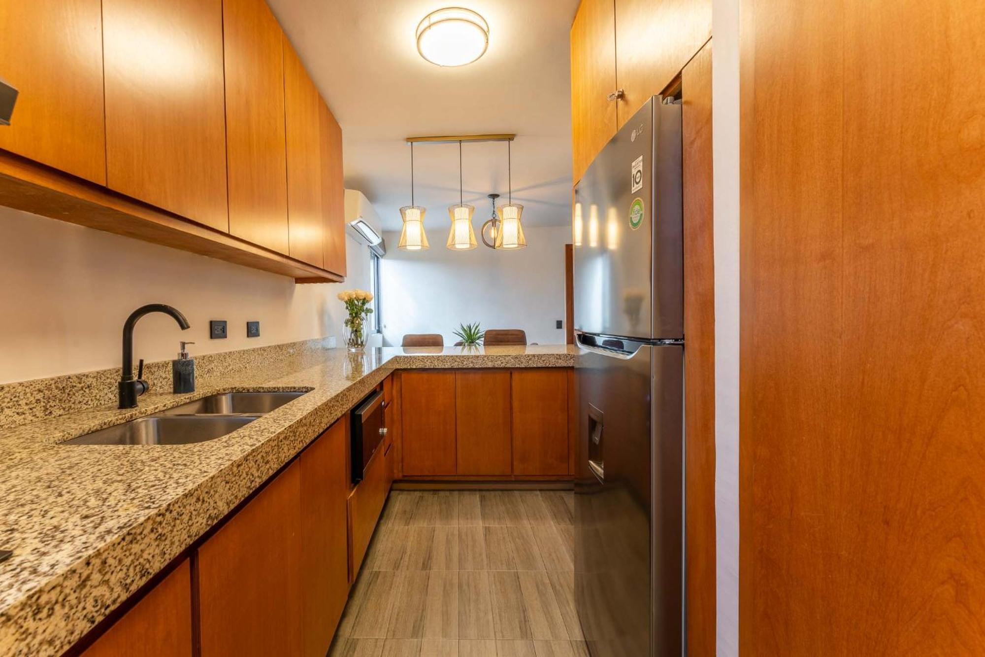 Ocean Breeze 1 Block F Apartamento