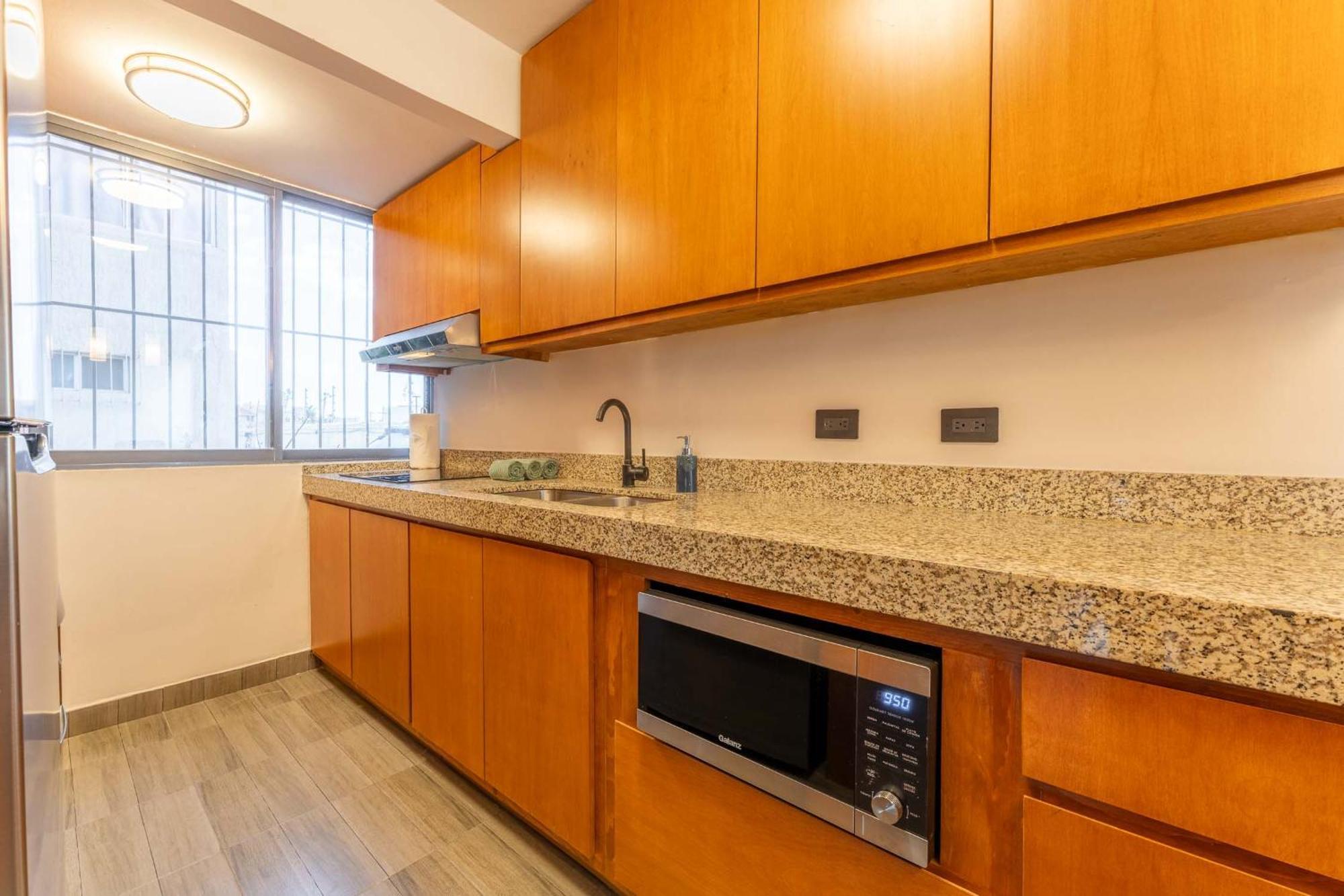 Ocean Breeze 1 Block F Apartamento *