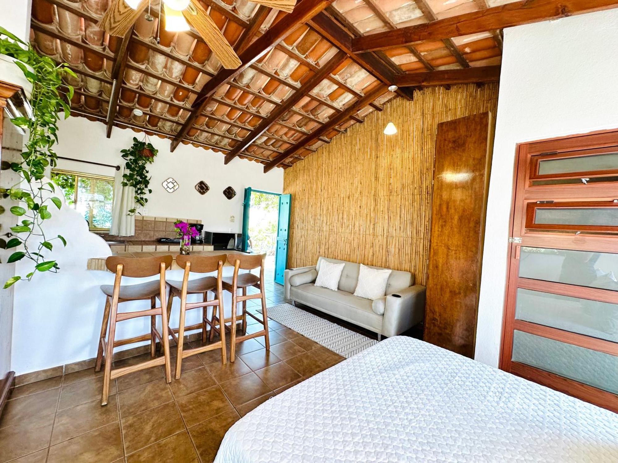 Cabo Bohemia Tropical Garden Apartment Cabo San Lucas