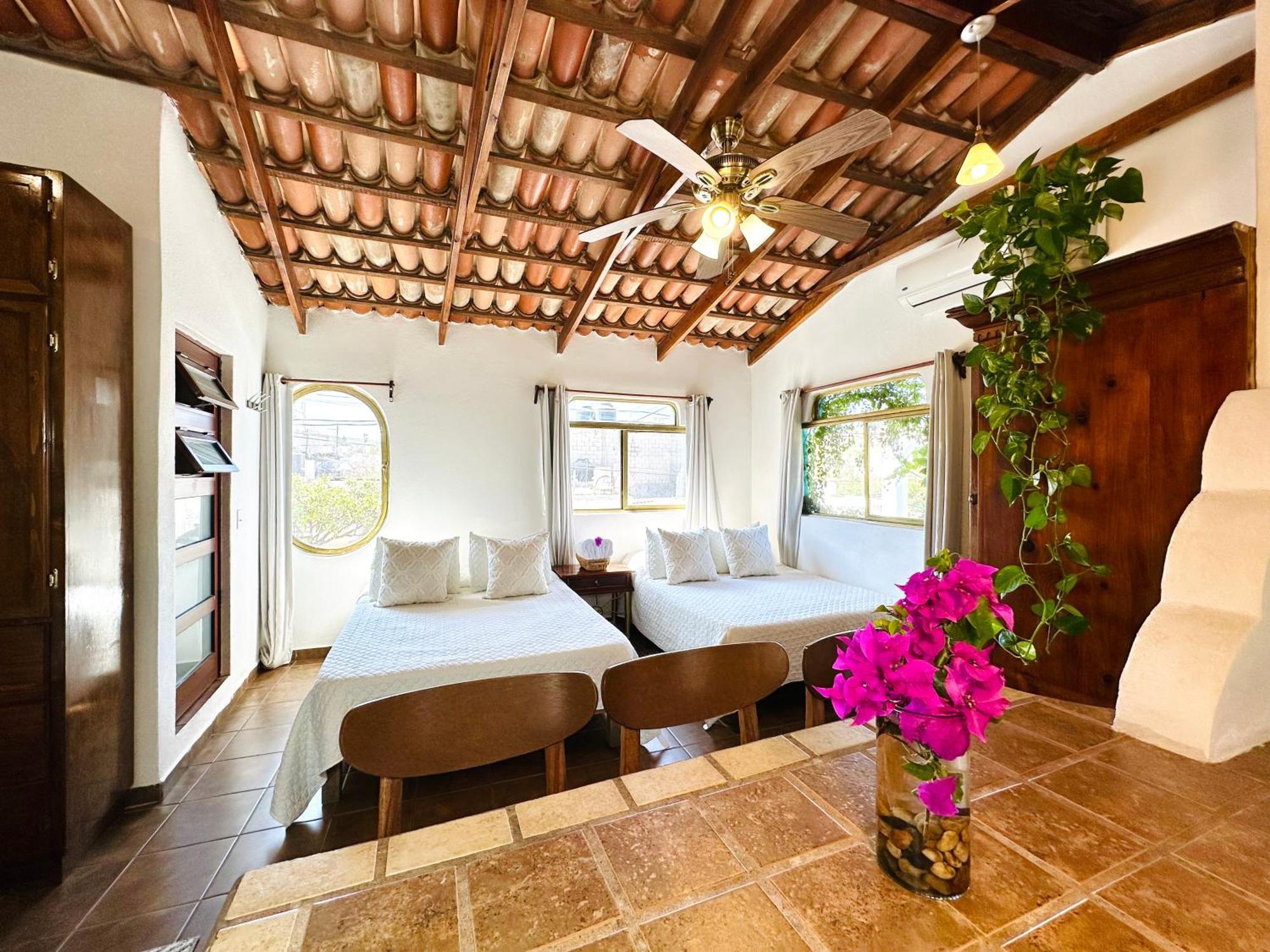 Cabo Bohemia Tropical Garden Apartment *