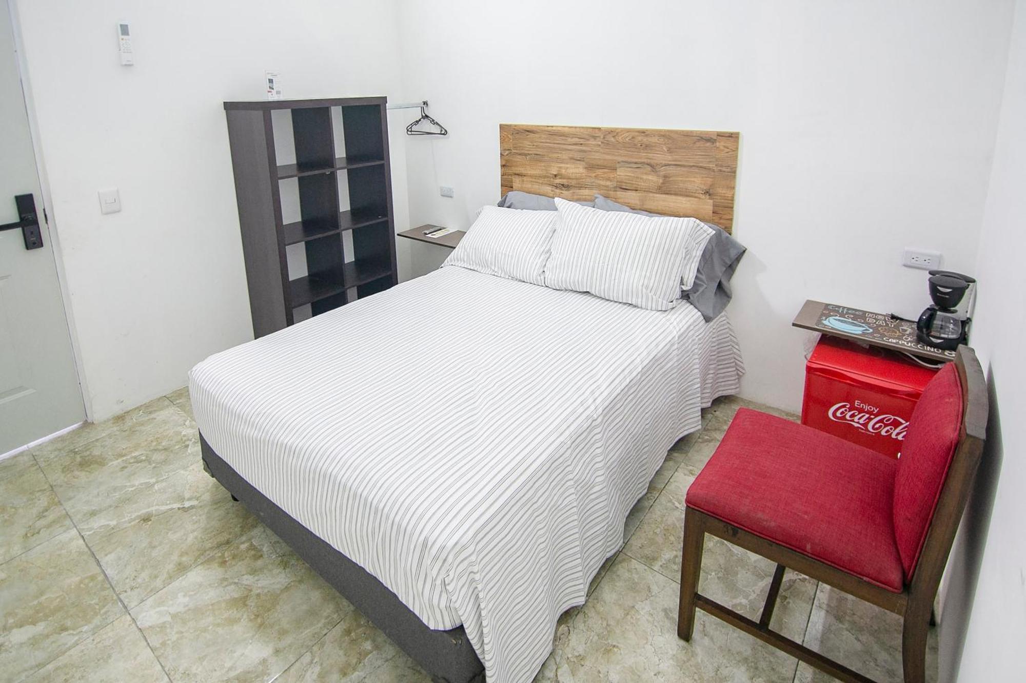 Oyo Plaza Torres, 4*