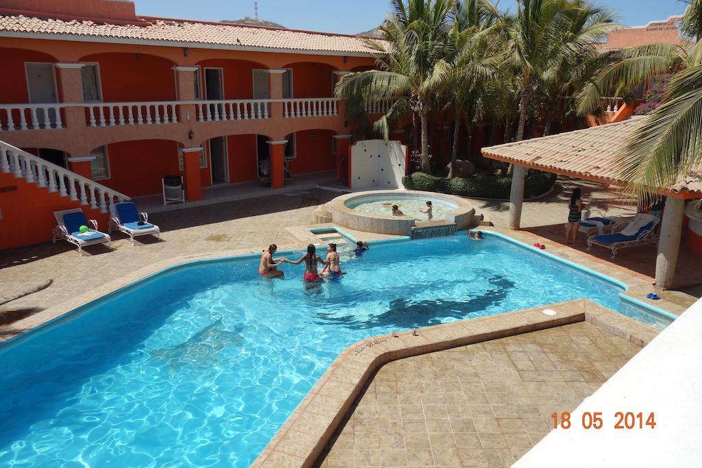 Hotel Oasis Los Cabos 2*